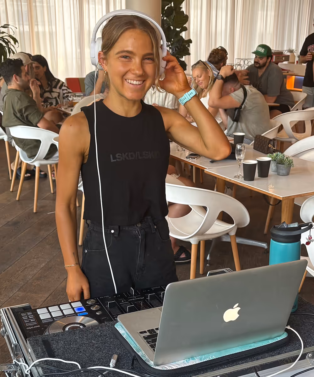 DJ Katelyn