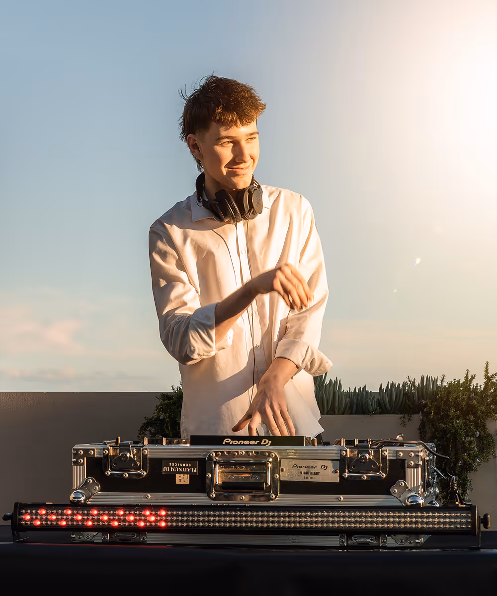 DJ Noah