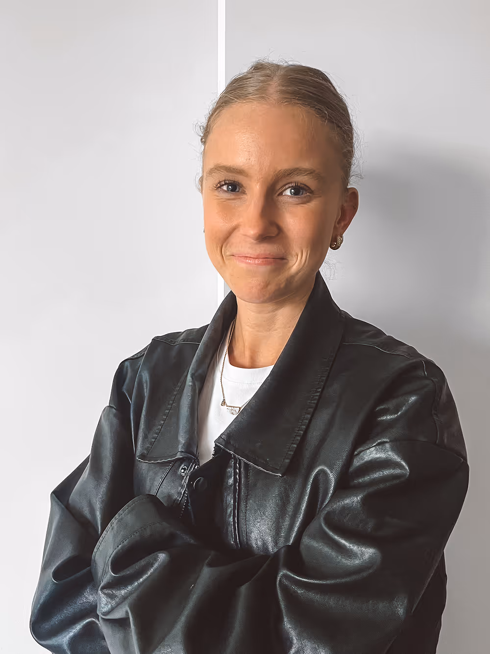 DJ April