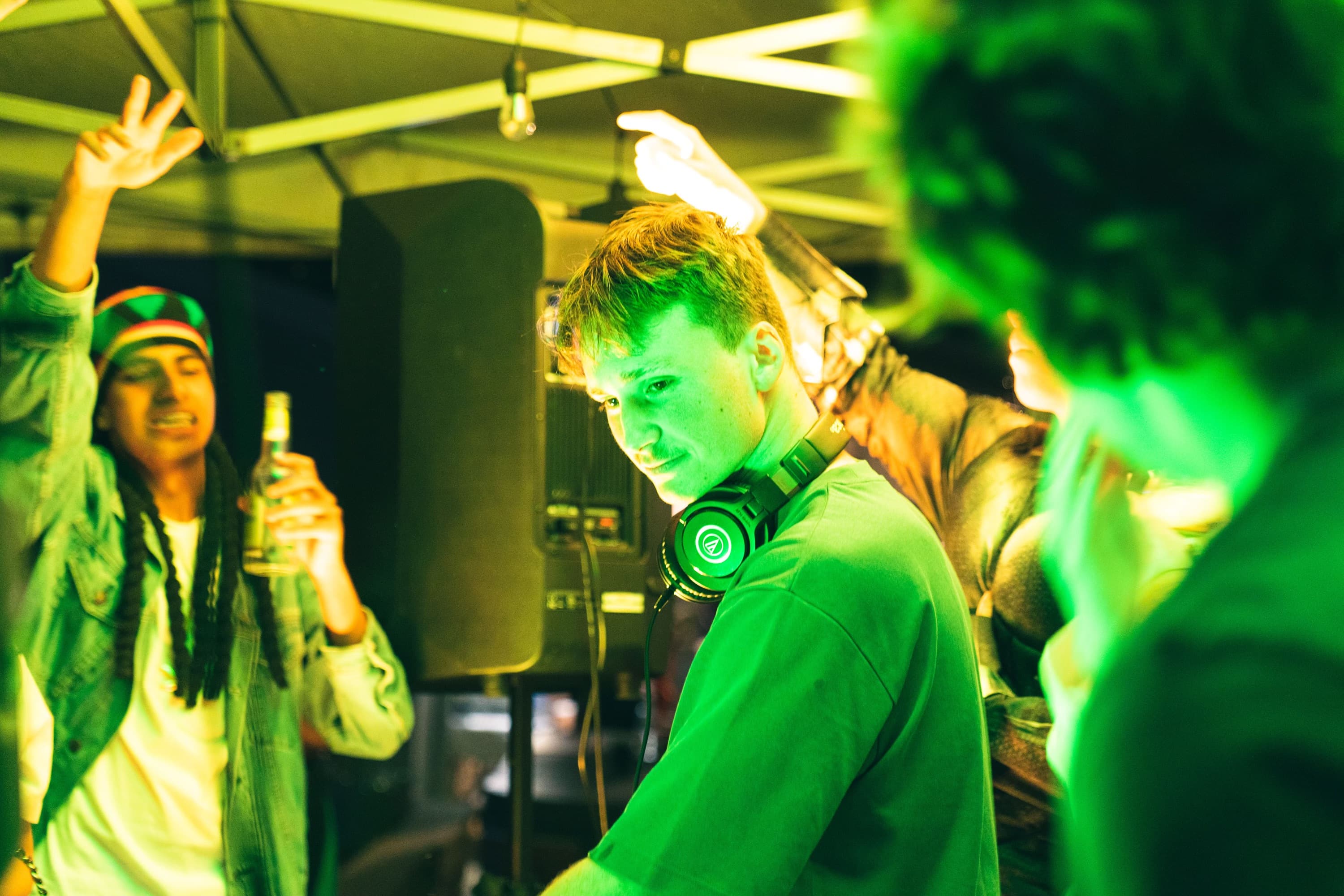 Ollie performing